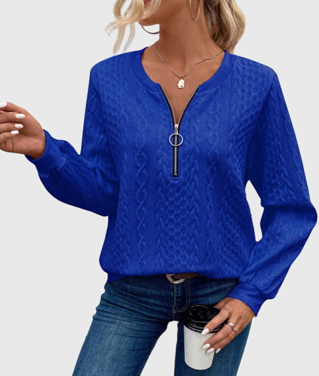 "Nora | Elegancki Sweter z Półzamkiem" could be rewritten as "Nora | Stylowy Sweter z Półzamkiem".