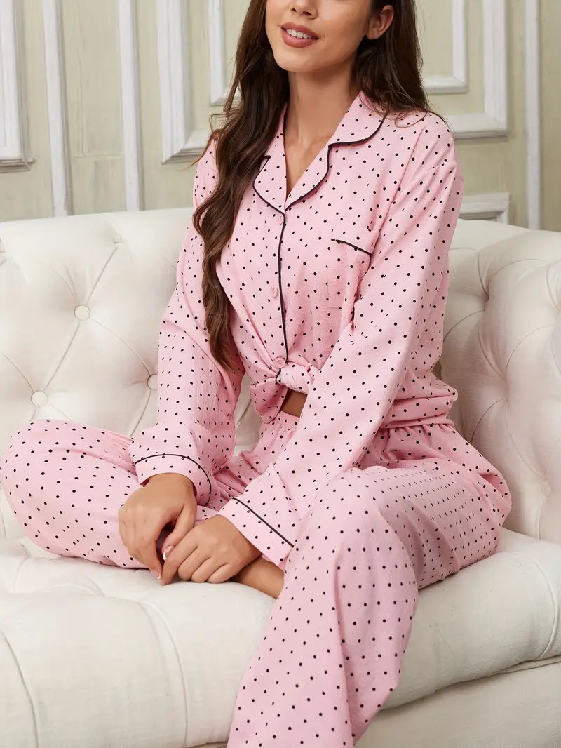 Piżama damska w groszki z długim rękawem i guzikami w kolorze pudrowego różu